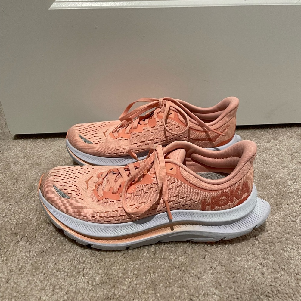 Hoka Kawana Running Shoe